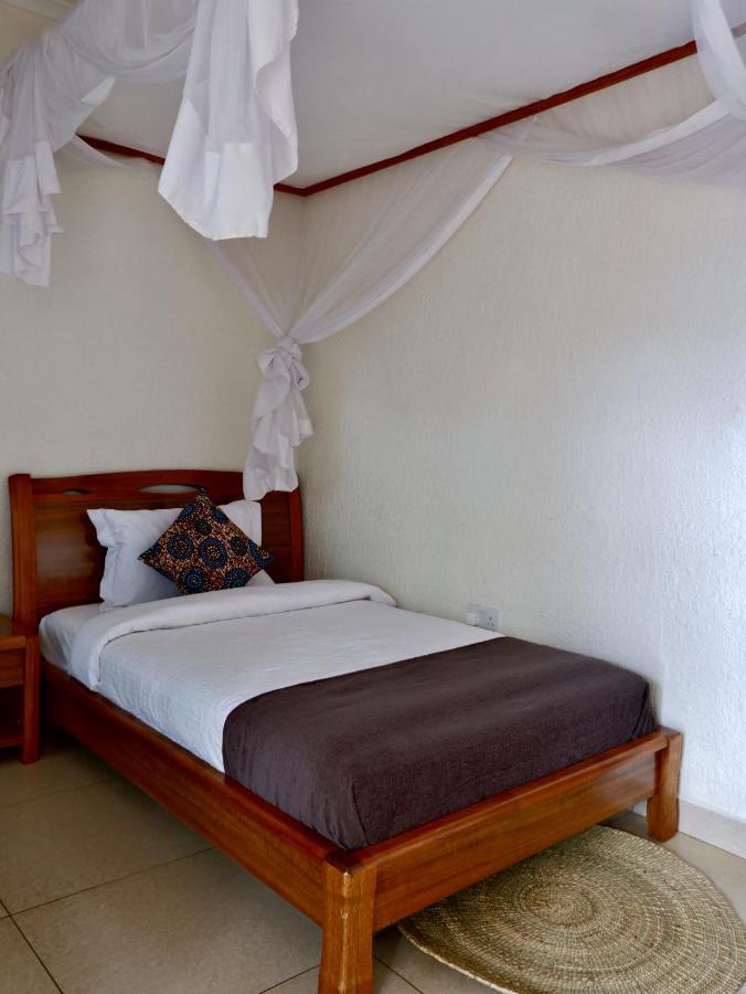 Lost In Africa Arusha Extérieur photo